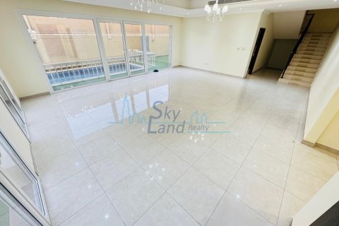 5 bedrooms Villa  No. 108504 16