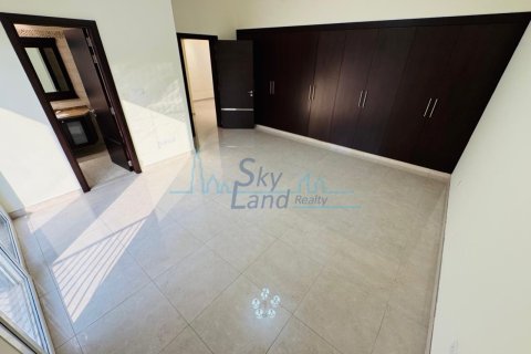 5 bedrooms Villa  No. 108504 26