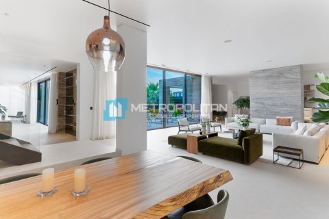 Villa de 5 dormitorios No. 129542 7