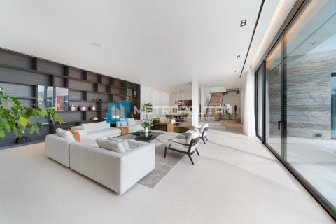 Villa de 5 dormitorios No. 129542 3