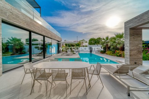 Villa de 5 dormitorios No. 129542 30