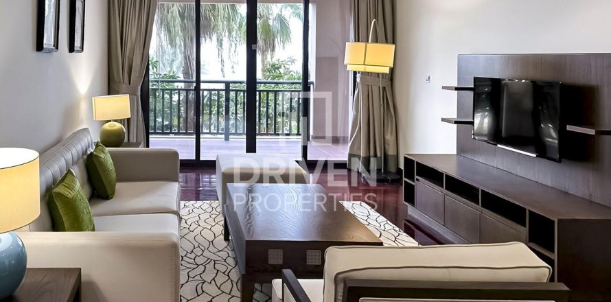 2 bedrooms Apartment in The Crescent, UAE No. 204096