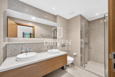 Apartment de 2 dormitorios en Claren Towers, UAE No. 204097 22
