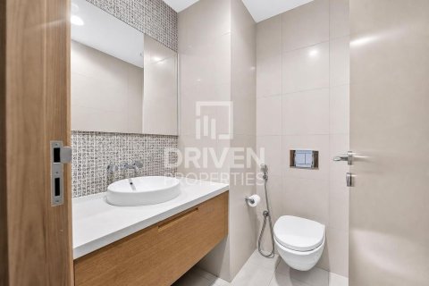 Apartment de 2 dormitorios en Claren Towers, UAE No. 204097 21
