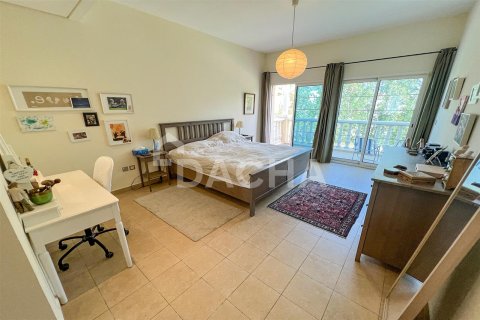 Villa de 2 dormitorios en District 16, UAE No. 25730 12