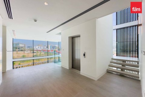 Villa de 4 dormitorios en Dubai, UAE No. 125395 15