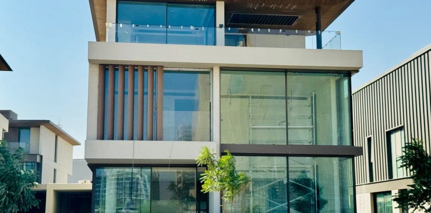 Villa de 4 dormitorios  No. 125395