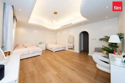 Villa de 5 dormitorios  No. 125397 22