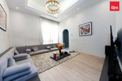 Villa de 5 dormitorios  No. 125397 17