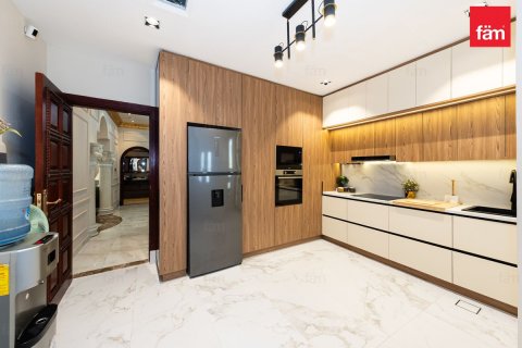 Villa de 5 dormitorios  No. 125397 28