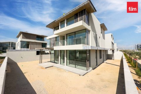 Villa de 4 dormitorios en Dubai, UAE No. 125400