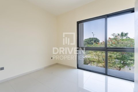 3 bedrooms Townhouse in Dubai, UAE No. 201527 12