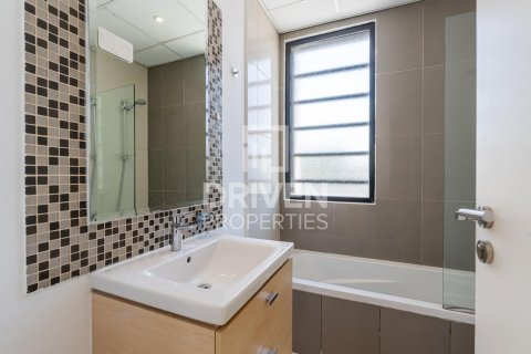 3 bedrooms Townhouse in Dubai, UAE No. 201527 5