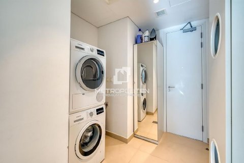 3 bedrooms Apartment No. 128018 17