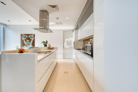 3 bedrooms Apartment No. 128018 9