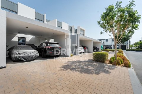 3 bedrooms Townhouse in Villanova, UAE No. 190900 6