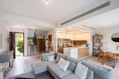 3 bedrooms Townhouse in Villanova, UAE No. 190900 5