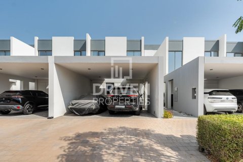 3 bedrooms Townhouse in Villanova, UAE No. 190900 4