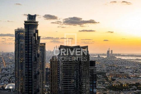 Квартира с 2 спальнями в Paramount Tower Hotel & Residences, ОАЭ №202632 17