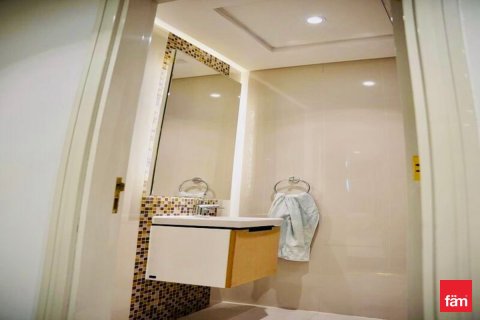 Квартира с 2 спальнями в Даунтаун Дубай (Даунтаун Бурдж Дубай), ОАЭ №141598 13