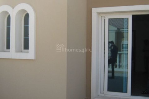 Townhouse de 3 dormitorios en Jumeirah Village Circle, UAE No. 163803 10