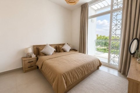 Townhouse de 3 dormitorios en Arabella Townhouses, UAE No. 163804 10