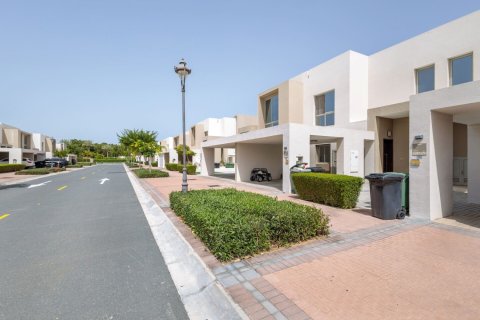 Villa de 3 dormitorios en Reem Community, UAE No. 163805 30