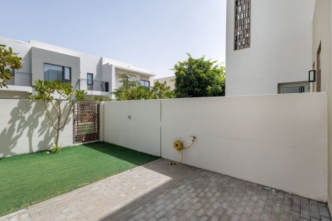 Villa de 3 dormitorios en Reem Community, UAE No. 163805 10