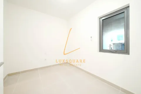 3 غرف نوم فيلا  رقم 124928 9