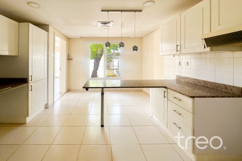 Villa de 4 dormitorios en The Springs, UAE No. 174012 6
