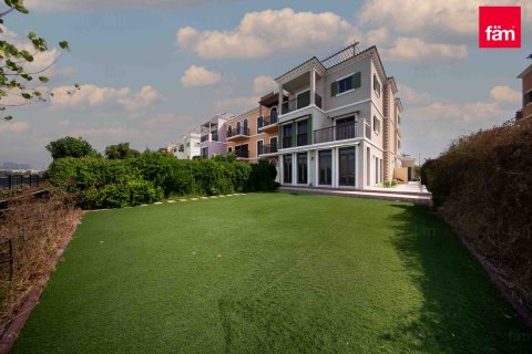 Villa de 4 chambres  No. 112320 2