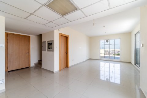 Apartment de 2 dormitorios en Jumeirah Village Triangle, UAE No. 210394 5