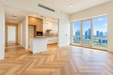 Apartment de 2 dormitorios en Dubai, UAE No. 210396 3