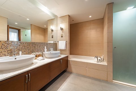 Apartment de 2 dormitorios en Palm Jumeirah, UAE No. 210390 9