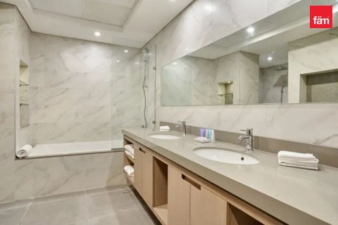 2 bedrooms Apartment in Downtown Dubai (Downtown Burj Dubai), UAE No. 143342 12