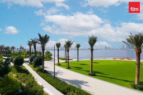 3 bedrooms Duplex in Dubai, UAE No. 143337 3