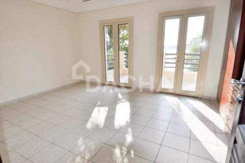 Villa de 6 chambres à Meadows, UAE No. 167682 17