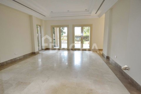 Villa de 6 chambres à Meadows, UAE No. 167682 4