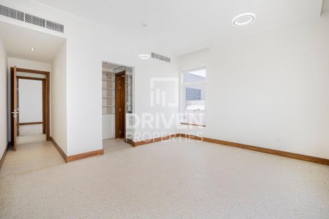 Вилла с 7 спальнями в Umm Suqeim 3, ОАЭ №138679 23