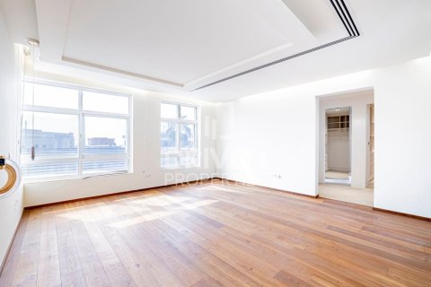 Вилла с 7 спальнями в Umm Suqeim 3, ОАЭ №138679 12