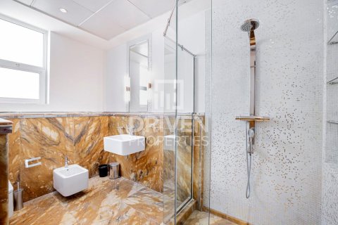 Вилла с 7 спальнями в Umm Suqeim 3, ОАЭ №138679 25