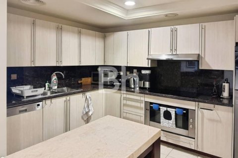 4 bedrooms Apartment  No. 115645 10