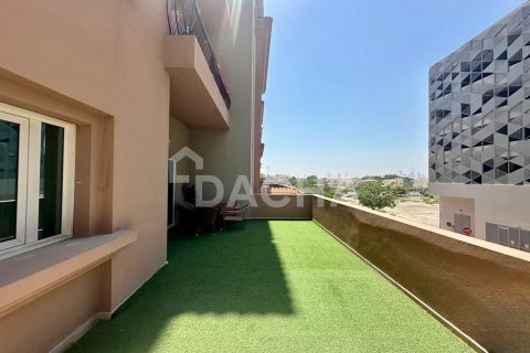 Квартира с 2 спальнями в Jumeirah Village Triangle, ОАЭ №168874 16