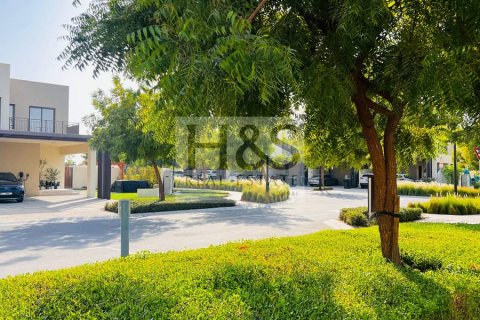 Townhouse de 4 dormitorios  No. 112764 8
