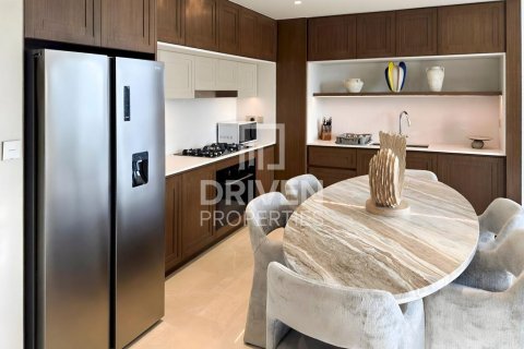 Apartment de 3 dormitorios en EMAAR Beachfront, UAE No. 202660 11