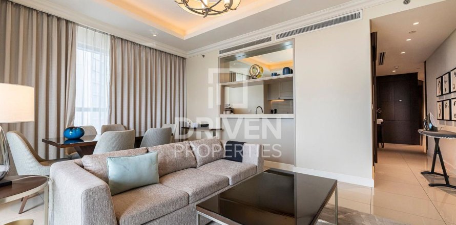 Apartment de 2 dormitorios en The Address Residence Fountain Views, UAE No. 202662