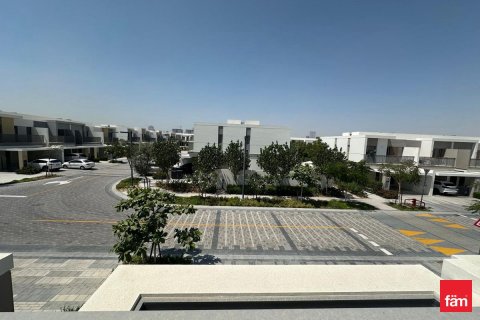 Villa de 3 dormitorios en Tilal Al Ghaf, UAE No. 154558