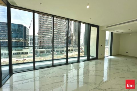 2 bedrooms Apartment in Dubai, UAE No. 150727 12