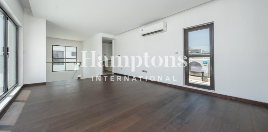 5 bedrooms Villa in DAMAC Hills (Akoya by DAMAC), UAE No. 209007