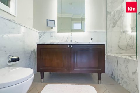 Магазин с 2 спальнями №120388 17